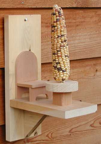 The RunnerDuck Squirrel Feeder, step by step instructions.