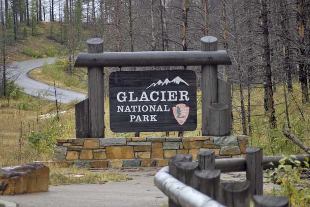 Glacier Park Sign